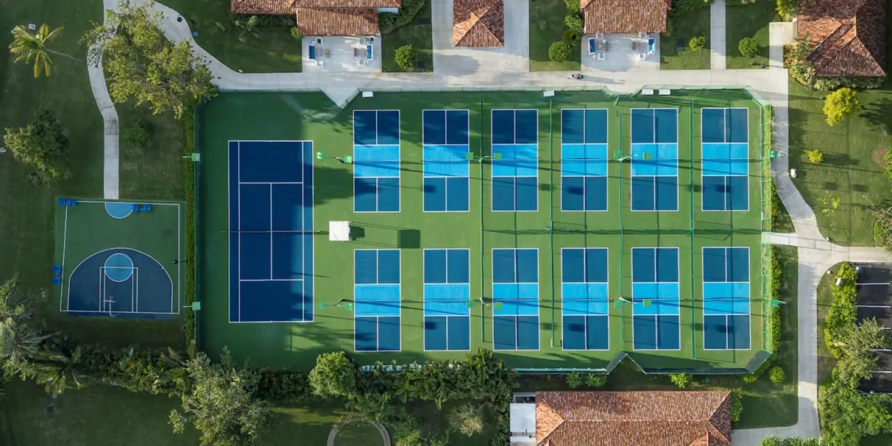 Sandals Pickleball 2026: All 14 Resorts with Courts (and Why the Brand’s 12-Court Flagship Is Closed Until November)
